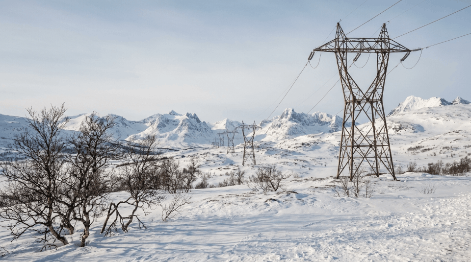 Statnett foreslår å dele Nord-Norge i to prisområder. Les om hvordan dette påvirker strømprisen din, når endringen skjer og hva ekspertene anbefaler nå.