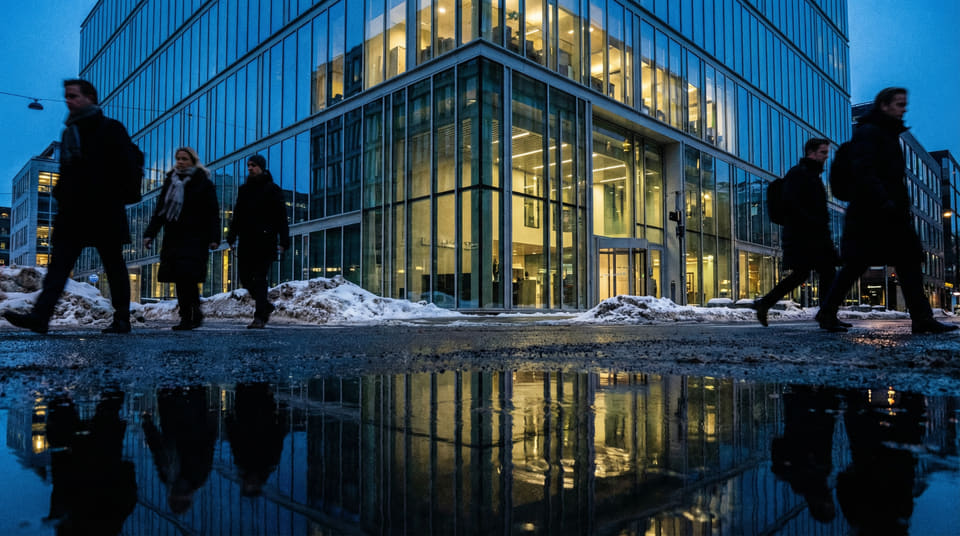 Nordea kutter renten på sparekonto. Se hvor mye du taper på å være lojal, og finn bankene som gir deg markedets beste rente og positiv realrente her.