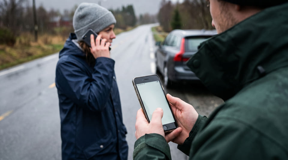 Samler du hele familien hos én mobiloperatør, kan alle miste dekningen samtidig ved feil. Myndighetene anbefaler å spre abonnementene på ulike nett for økt sikkerhet.