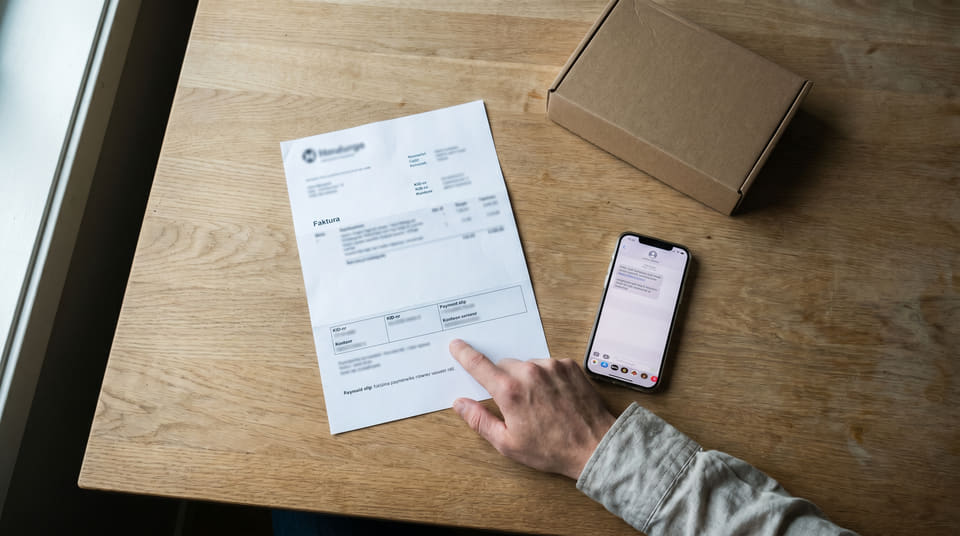 Har du takket ja til et tilbud over telefon og angrer? Se hvordan du kommer deg ut av avtalen, og lær hvorfor muntlig aksept sjelden er bindende ved telefonsalg.