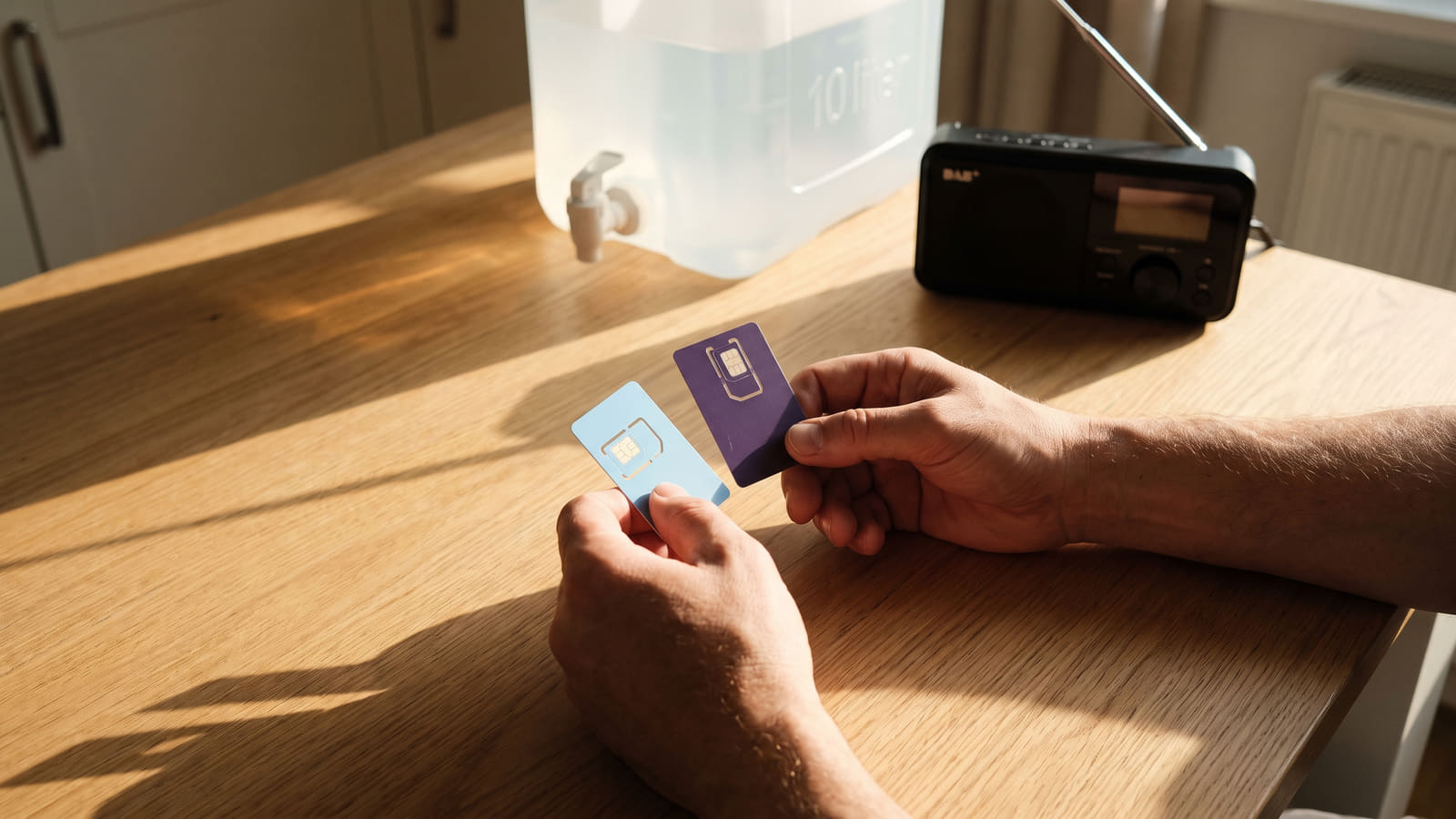 Myndighetene anbefaler nå at familier fordeler mobilabonnementene sine på ulike nettverk som en del av egenberedskapen, i tilfelle det oppstår feil hos én operatør.