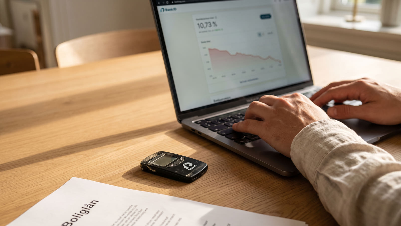Se hva som kreves for å få bankens beste boliglånsrente. Lær om kredittscore, gjeldsgrad og hvordan du kan forhandle deg til en lavere rente i dag.