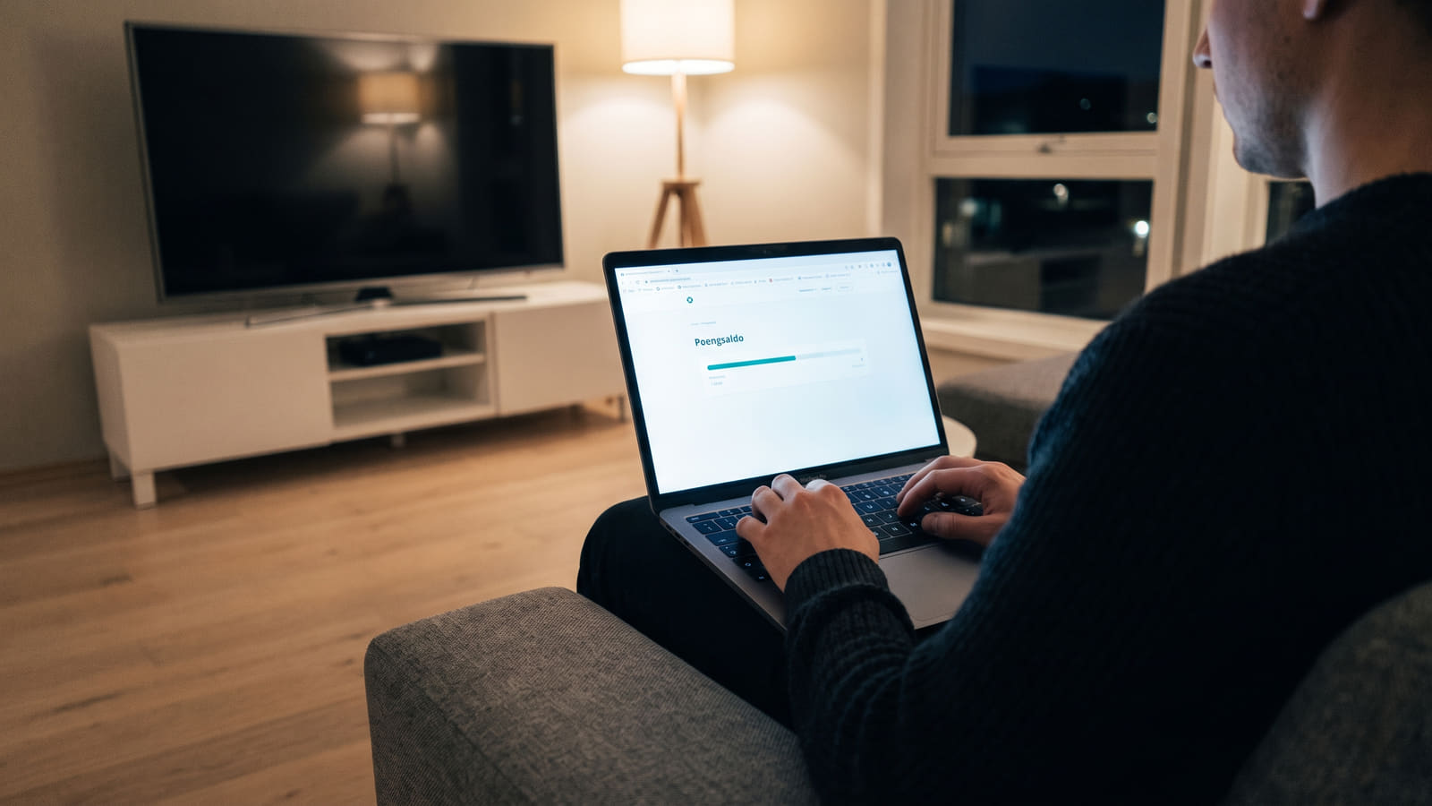 Få tilbud på basispakkene innenfor TV og underholdning, og legg til de kanalene du trenger ekstra, med TV-pakker med poengsystem