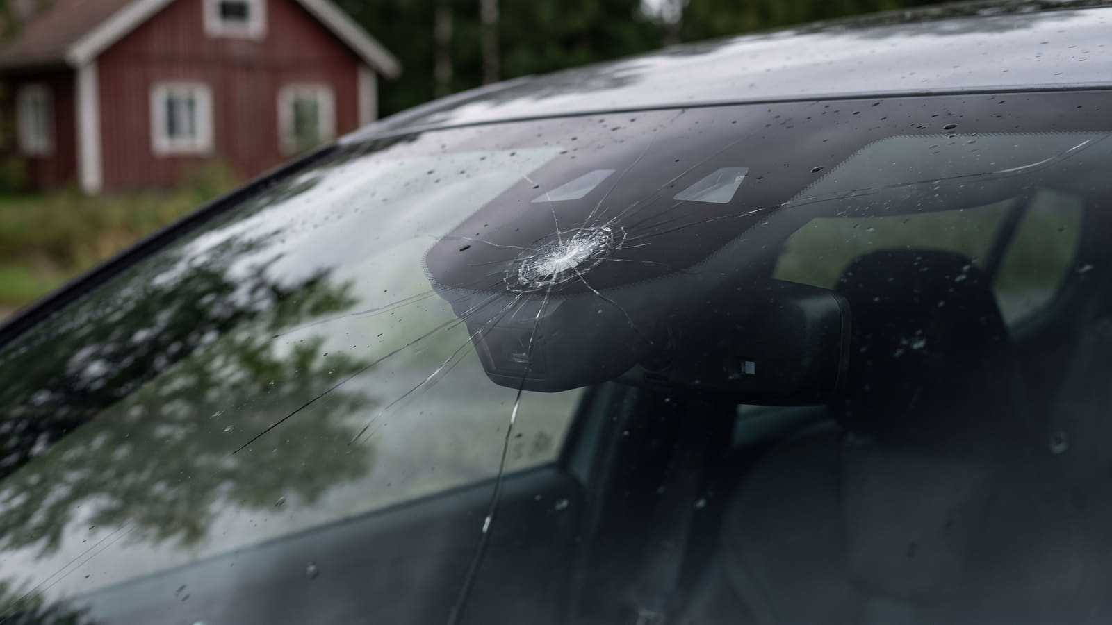 Hva koster forsikring til Peugeot e208? Få tilbud på, og sammenlign bilforsikring til Peugeot e208