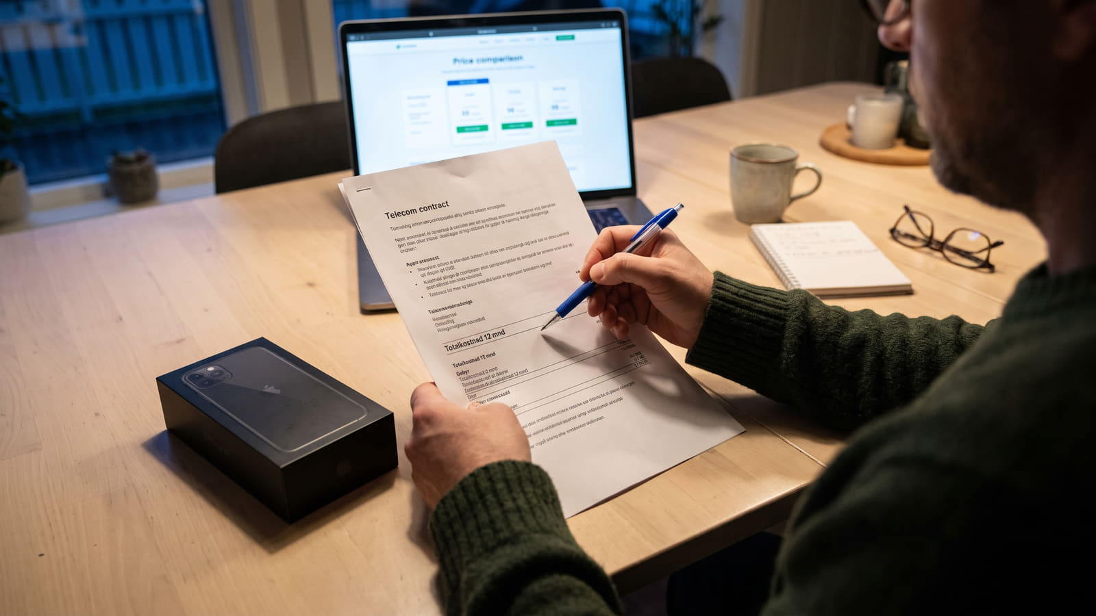 Bør du kjøpe mobil med eller uten abonnement? Se hvordan du avslører dyre pakketilbud, regner ut totalprisen og sparer penger på ditt neste mobilkjøp.