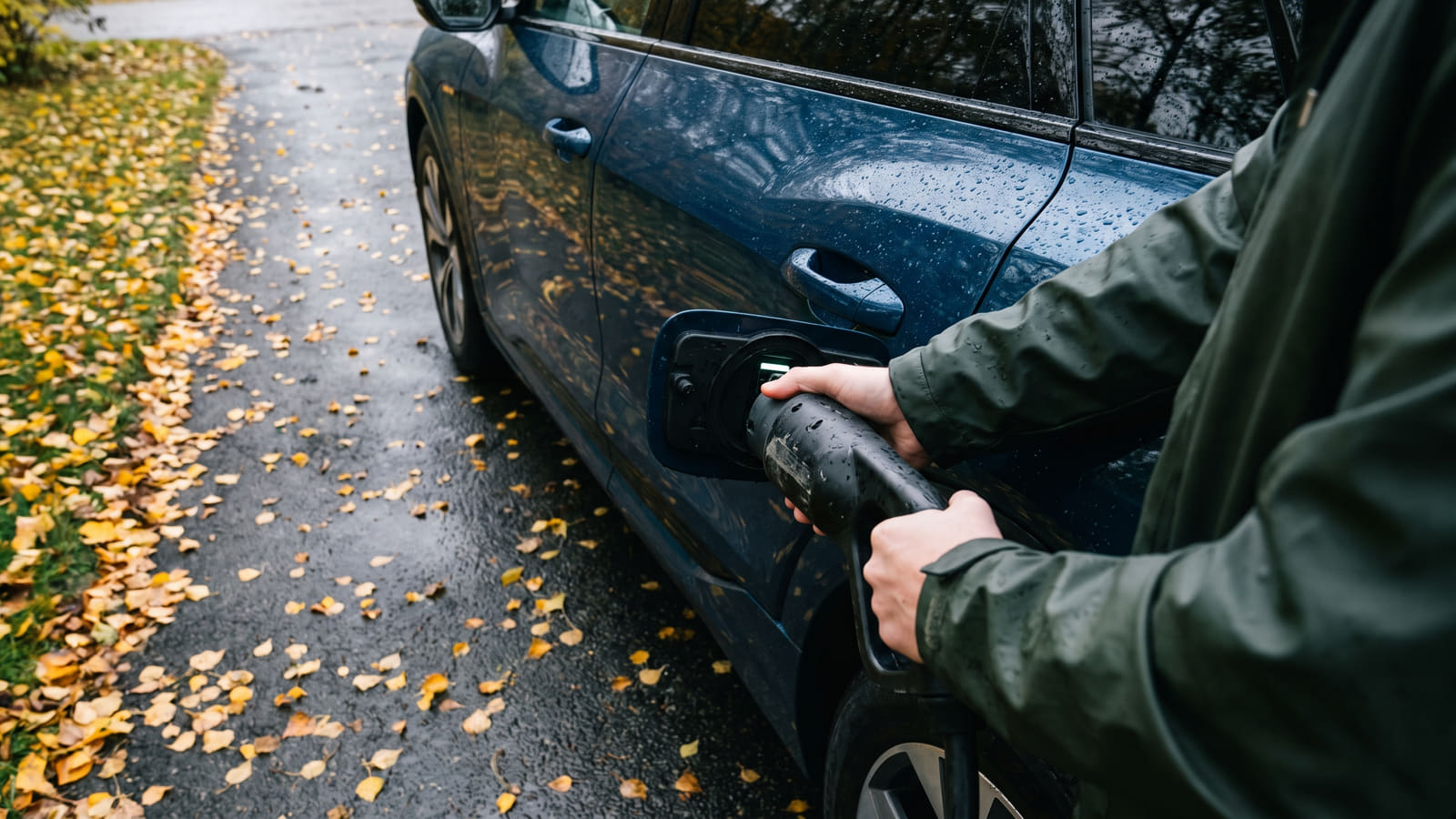 Innhent gratis pristilbud på forsikring til Ford Mustang Mach-E fra flere forsikringsselskaper samtidig på Bytt.no