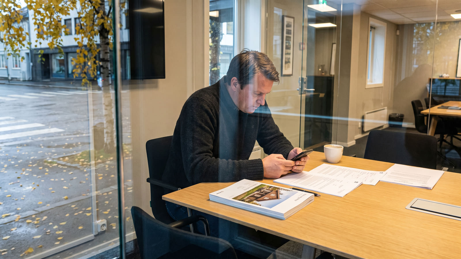 Er du låst til banken etter vunnet budrunde? Lær hvordan du kan bytte bank og forhandle bedre rente helt frem til overtakelse av din nye bolig.