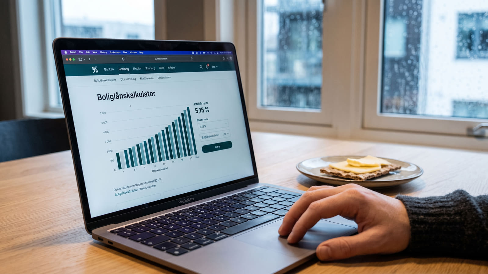 Hva betyr rentehoppet for din økonomi? Se hvordan du regner ut kostnaden på boliglånet og sammenligner Sbanken mot markedets beste alternativer her.