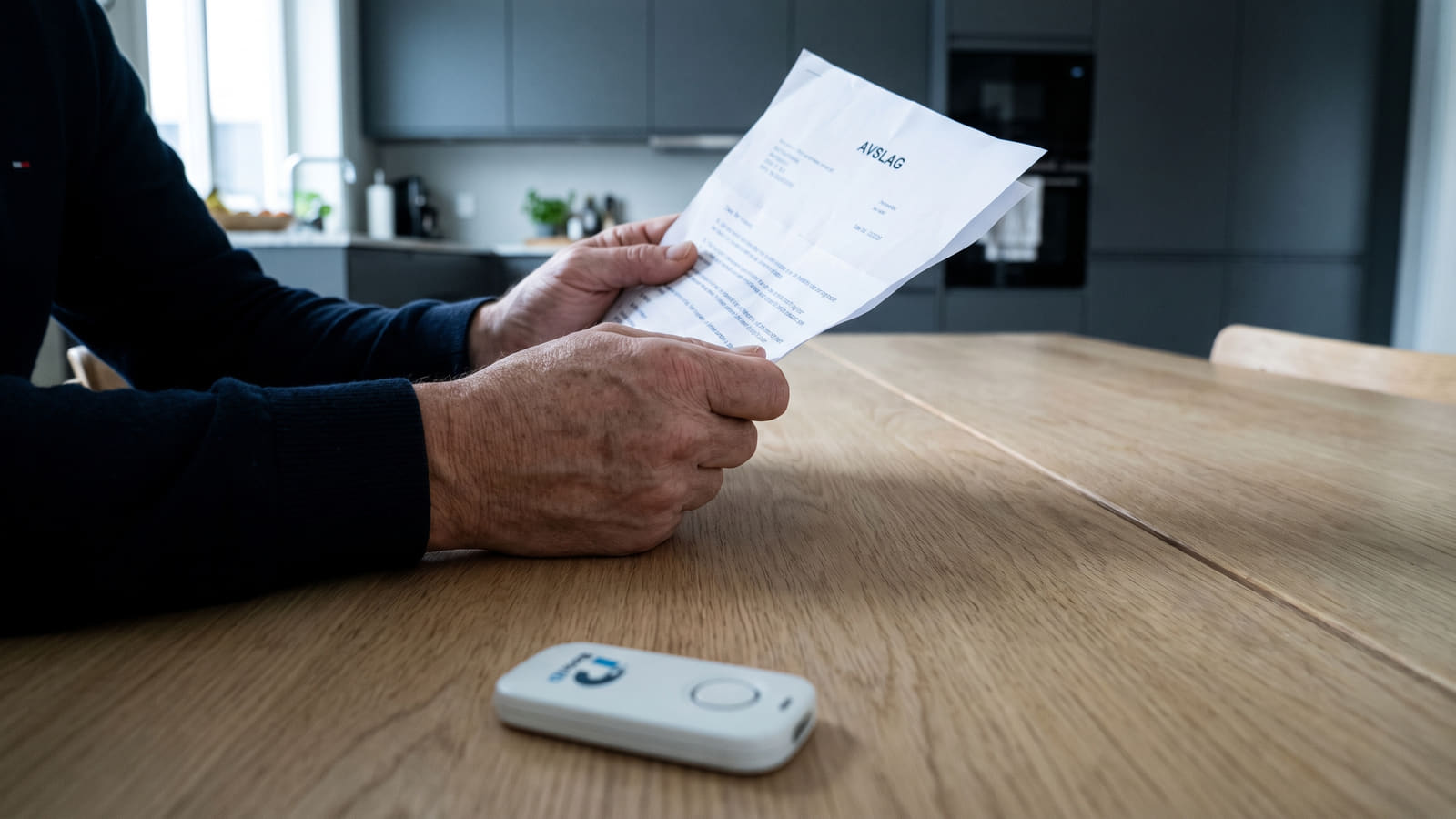 Ble kontoen tømt og banken avviste kravet? Lær hva loven sier om egenandel ved svindel, hvordan du klager, og sjekk bankene med best kundeservice.