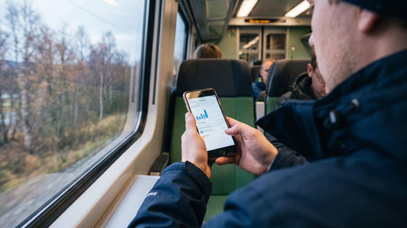 Betaler du for 100 GB mobildata uten å bruke det? Se hva dataen faktisk tilsvarer, sjekk ditt reelle forbruk og spar penger på mobilregningen.